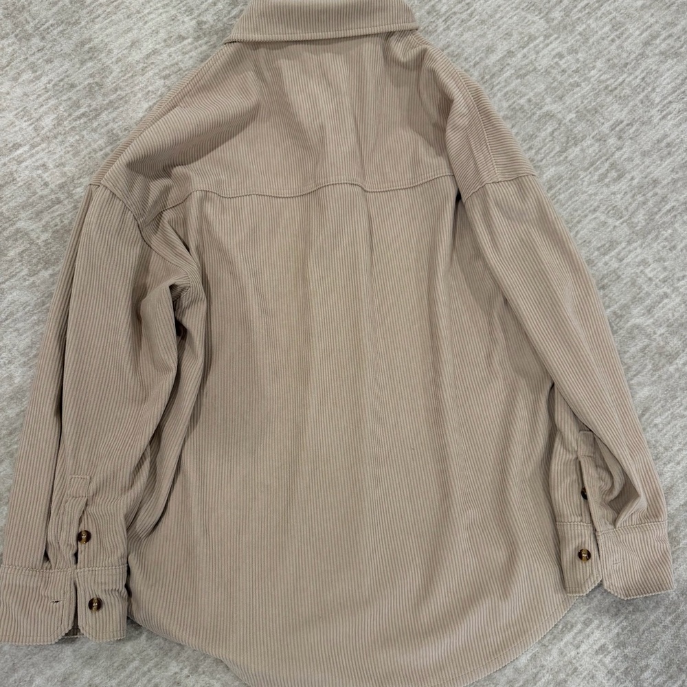 Beige Button-Up Shirt - Picture 4 of 4